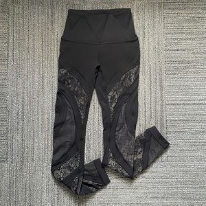 NWOT Lululemon Wunder Under High Rise Lace Tight 25” Size 2